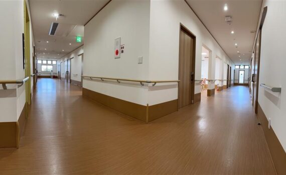 メディホス静岡富士 廊下